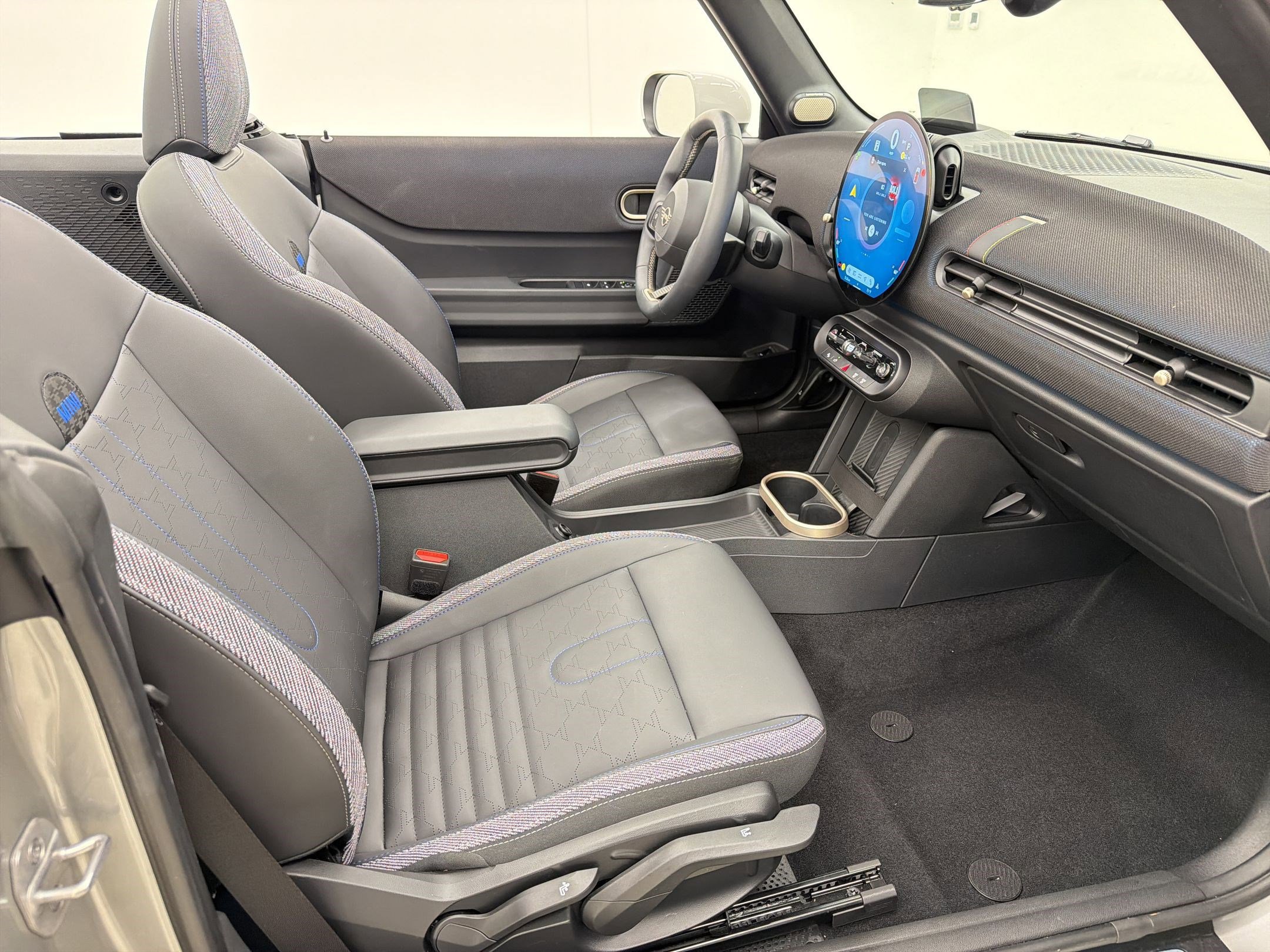 Certified 2025 MINI Cooper S FWD image 25