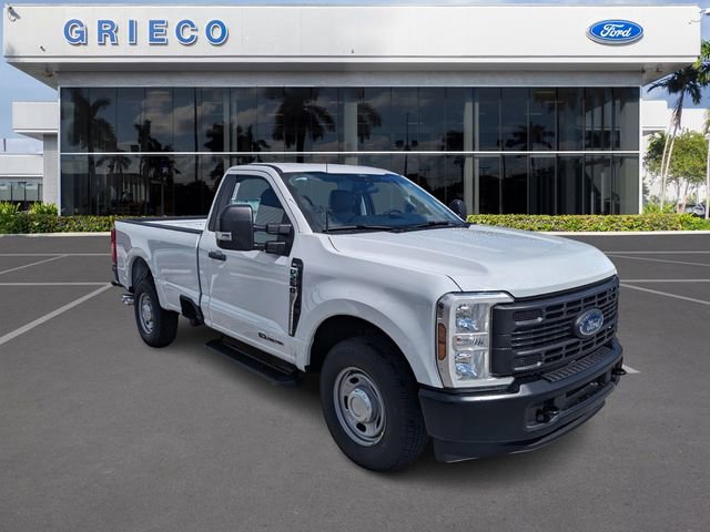 New 2026 Ford F250 XL w/ F-250 >10K GVWR Package image 2