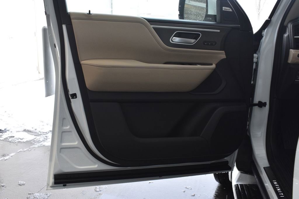 New 2026 INFINITI QX80 Pure w/ Cargo Package image 10