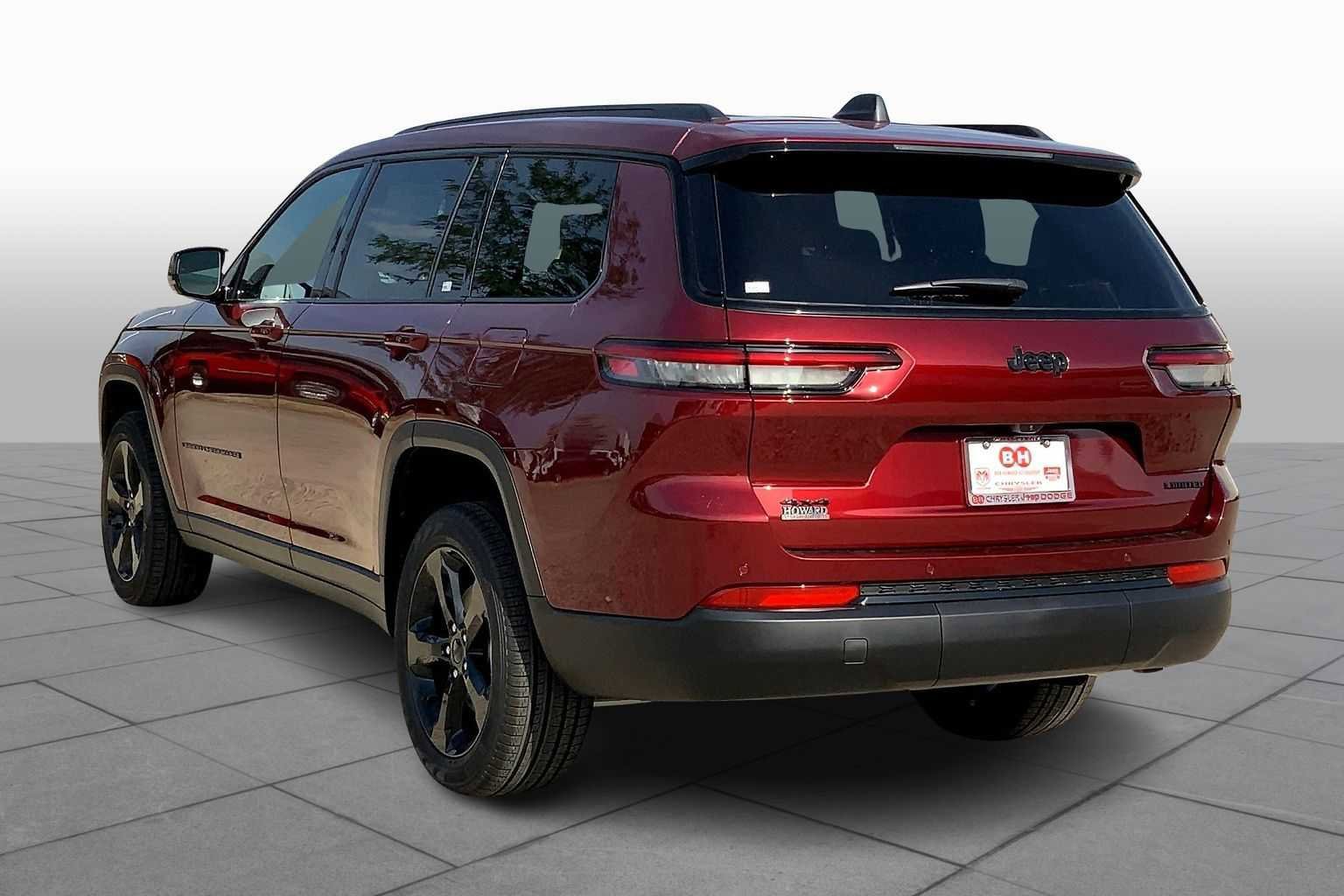 New 2025 Jeep Grand Cherokee L Limited w/ Black Appearance Package image 13