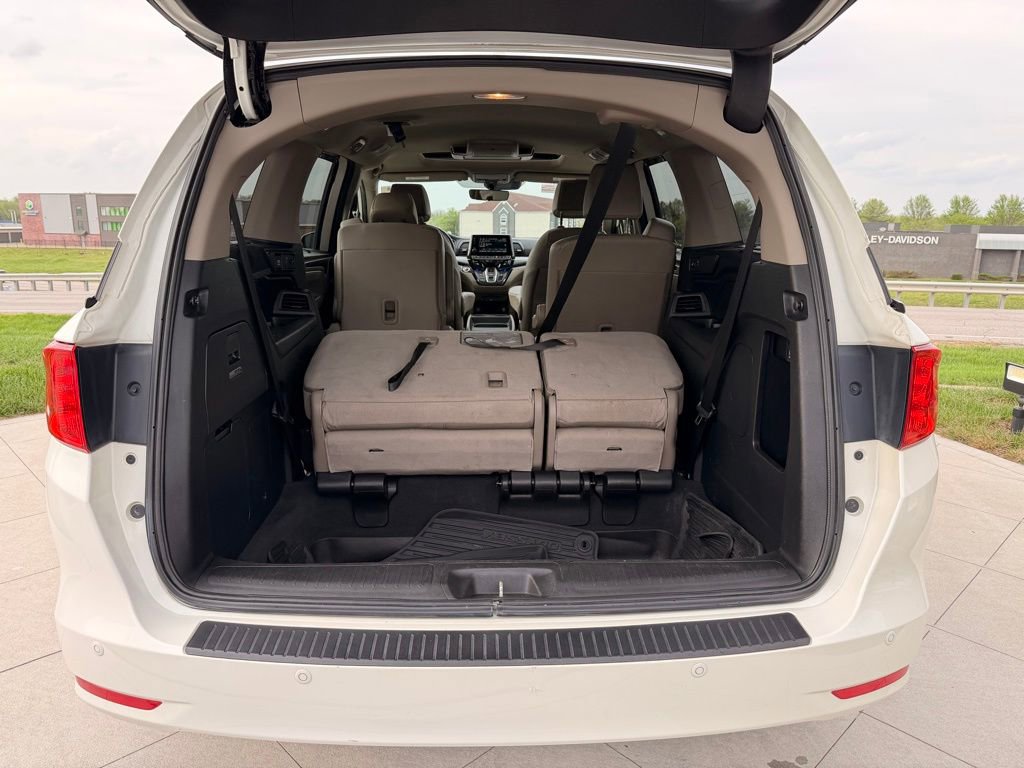 Used 2019 Honda Odyssey Elite image 32