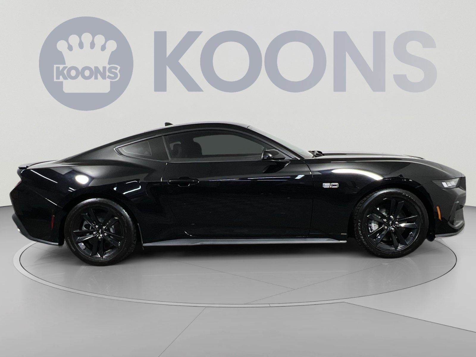 Used 2024 Ford Mustang GT RWD image 12