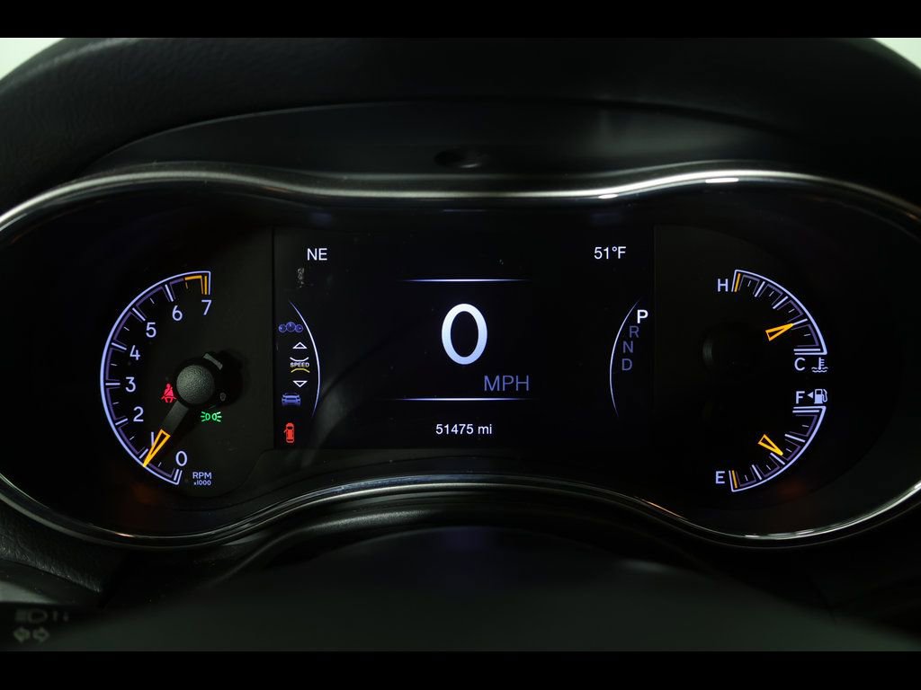 Used 2020 Jeep Grand Cherokee Laredo w/ 18" Wheel & 8.4" Radio Group image 24