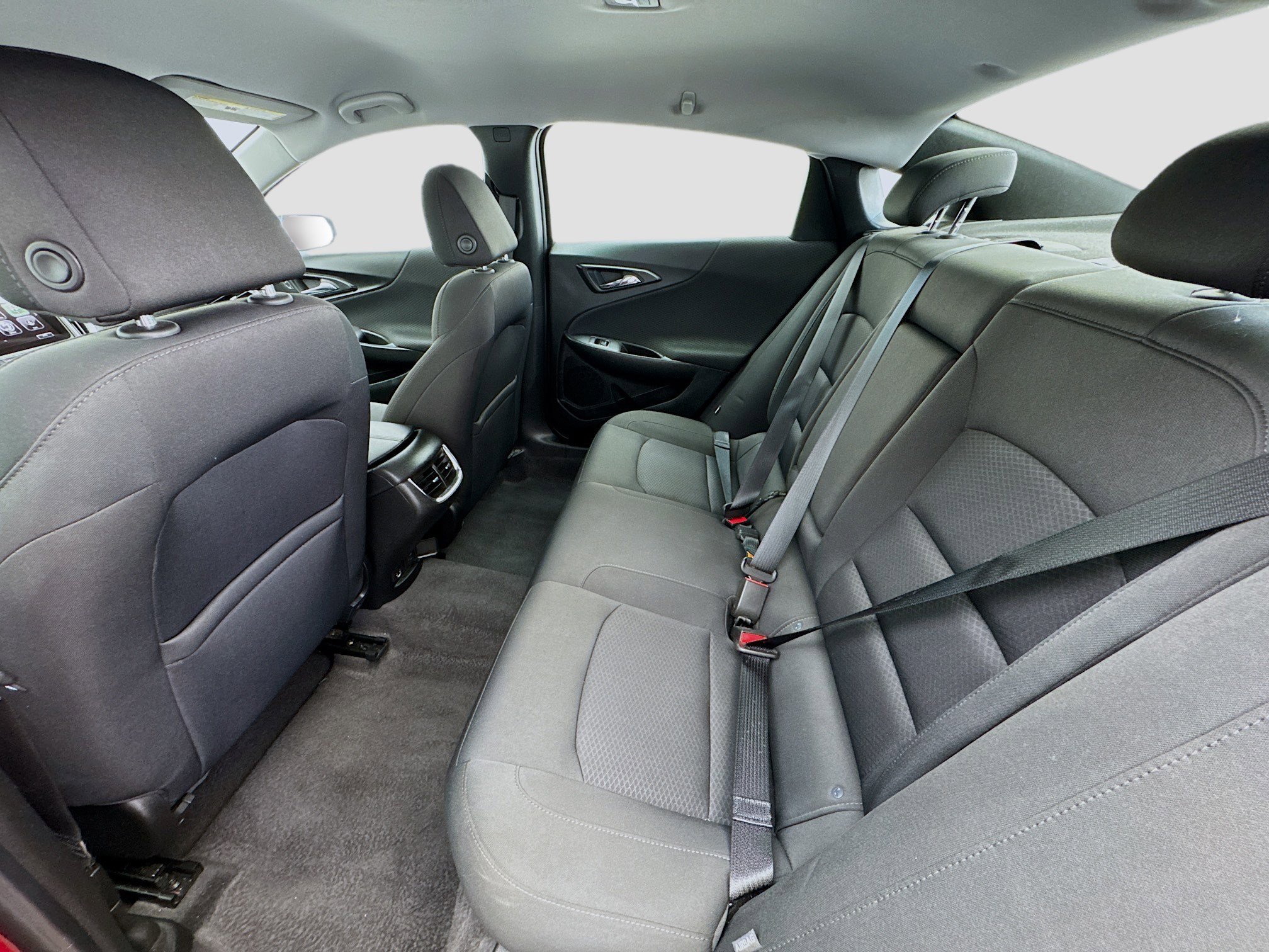 Used 2018 Chevrolet Malibu LT w/ Driver Confidence Package image 15