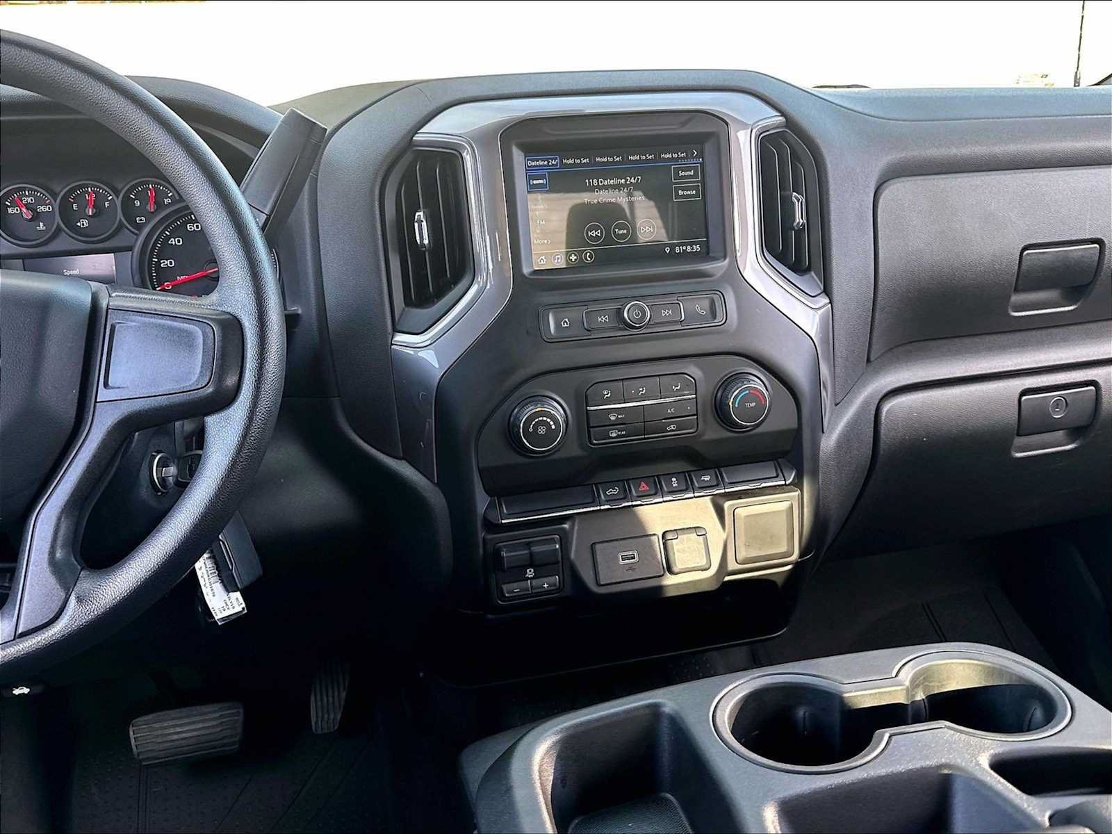 Used 2019 Chevrolet Silverado 1500 Custom w/ Custom Value Package RWD image 9