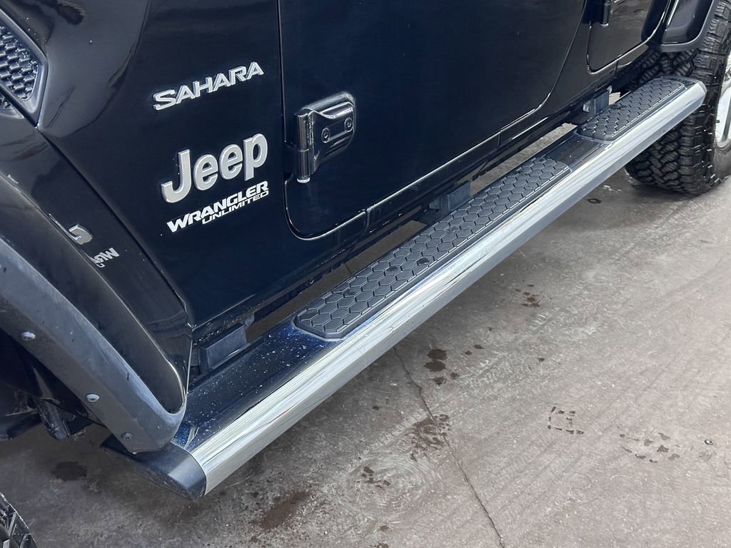 Certified 2022 Jeep Wrangler Unlimited Sahara w/ LED Lighting Group image 22