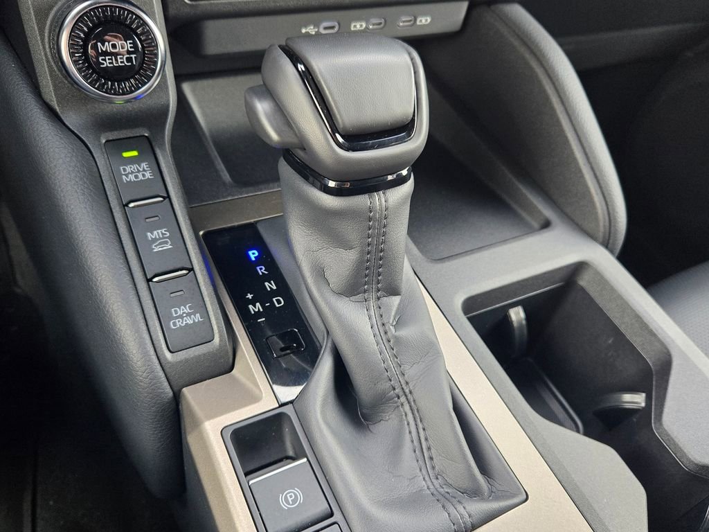 Used 2024 Toyota Land Cruiser image 33