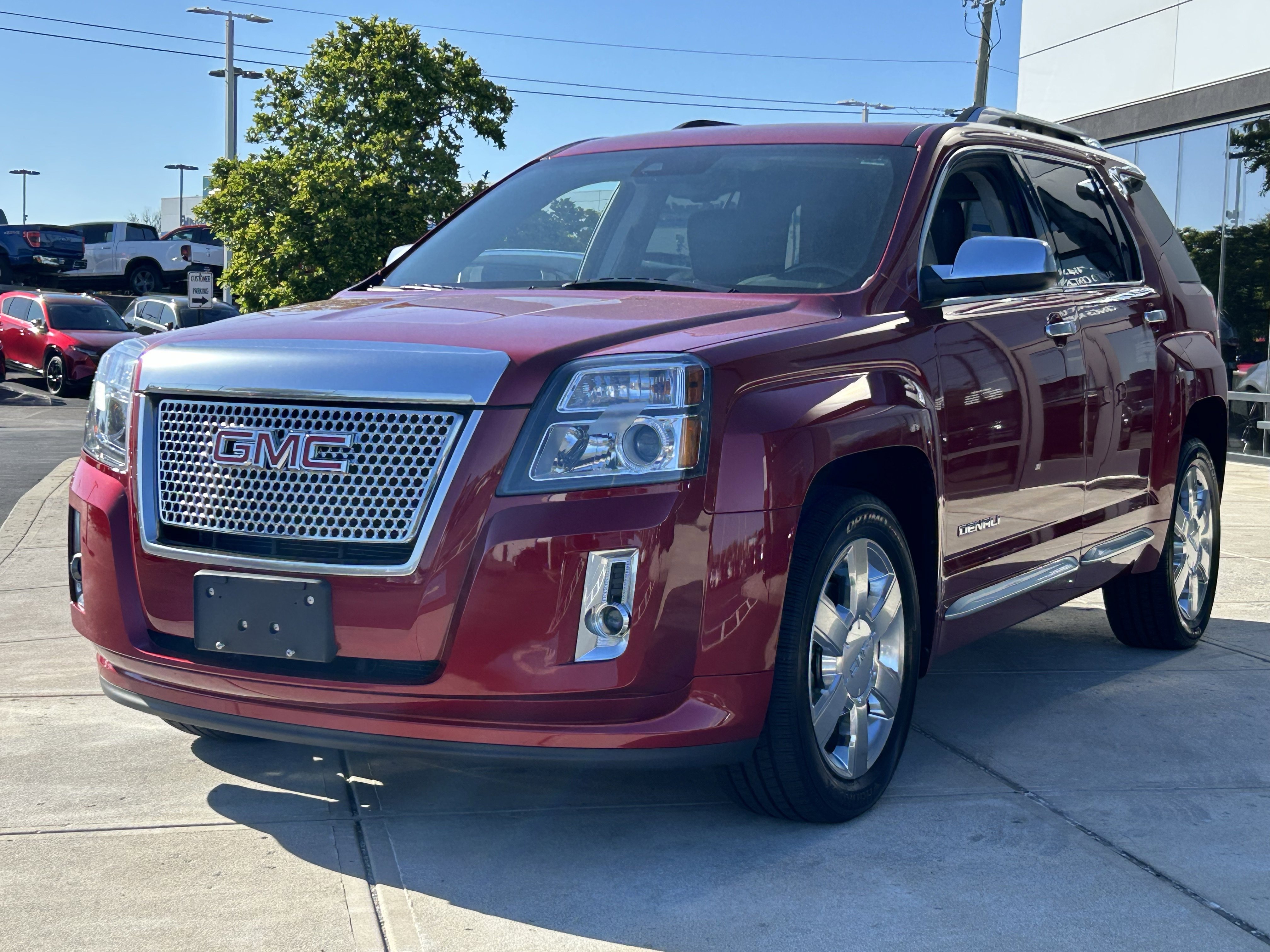 Used 2015 GMC Terrain Denali FWD image 3
