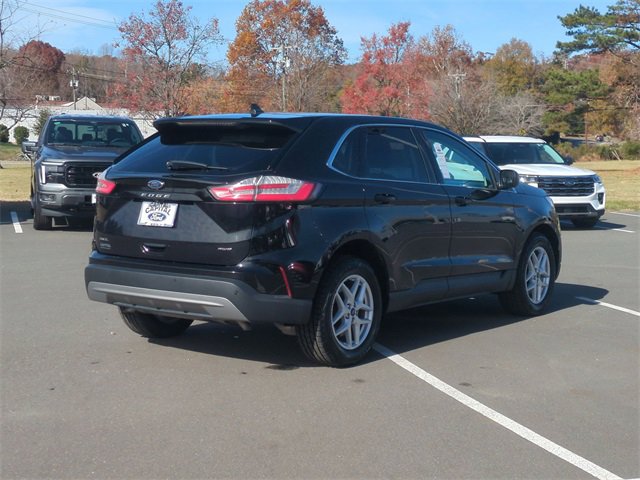 Used 2022 Ford Edge SEL w/ Convenience Package image 13