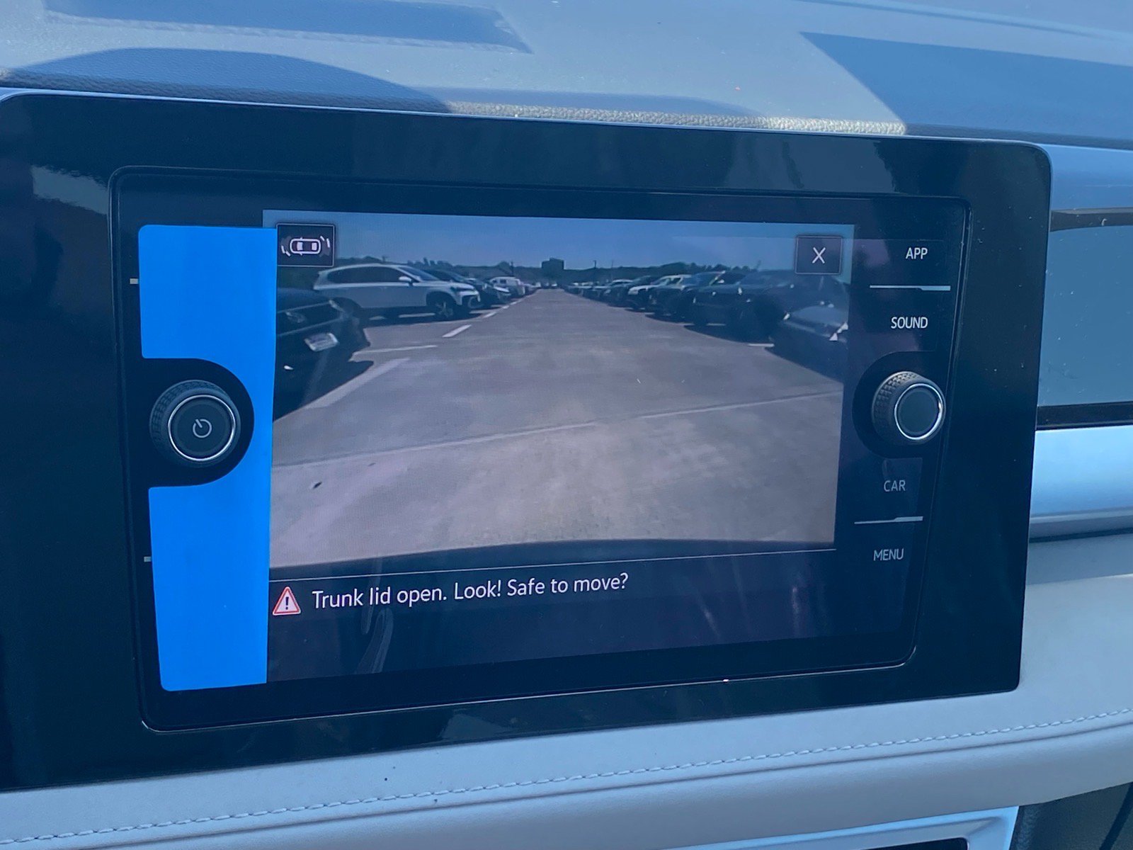 New 2026 Volkswagen Taos SE AWD/4WD image 10