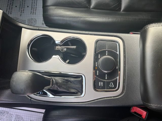 Used 2019 Jeep Grand Cherokee Limited AWD/4WD image 23