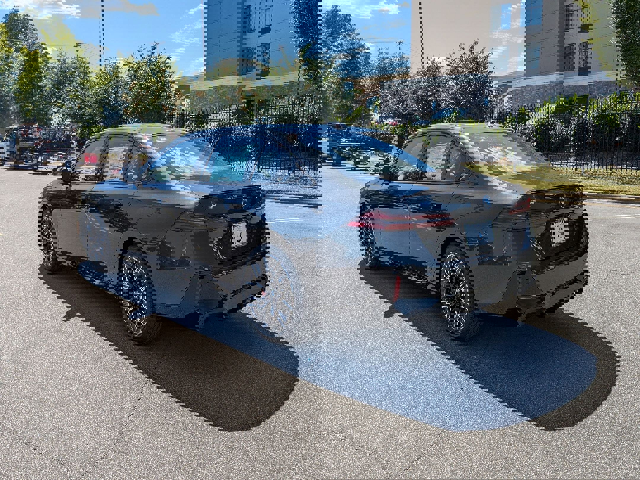 New 2026 BMW i5 eDrive40 w/ M Sport Package image 5