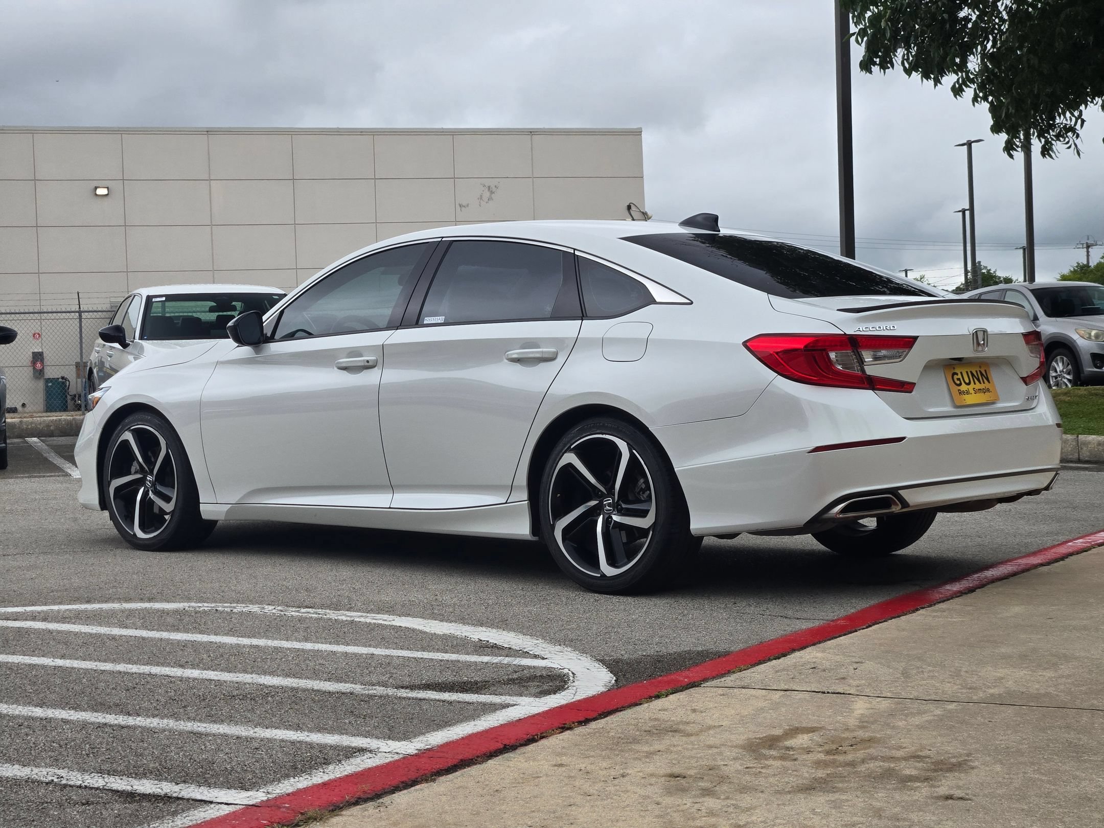 Used 2021 Honda Accord Sport image 5