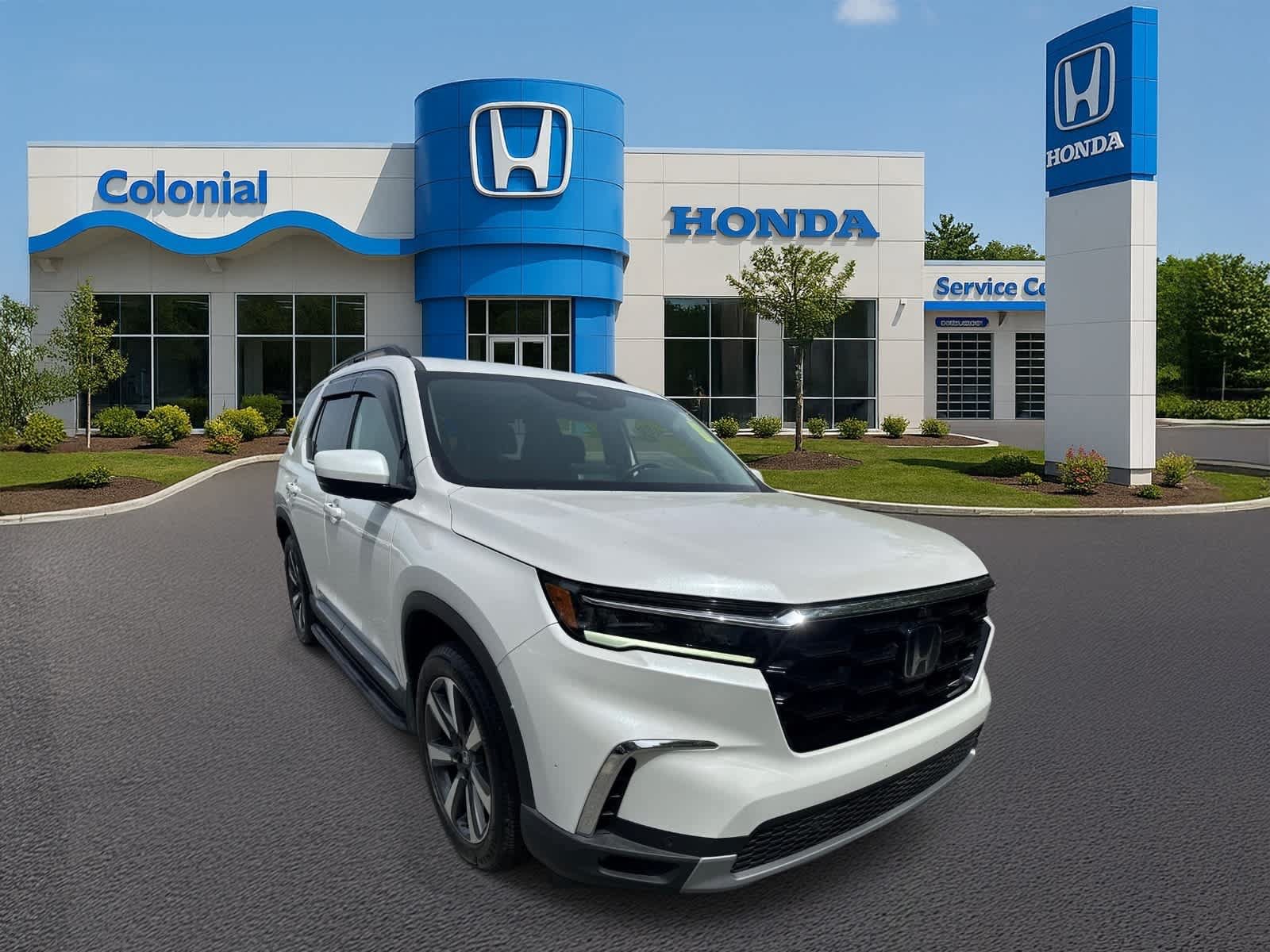 Used 2025 Honda Pilot Elite image 8