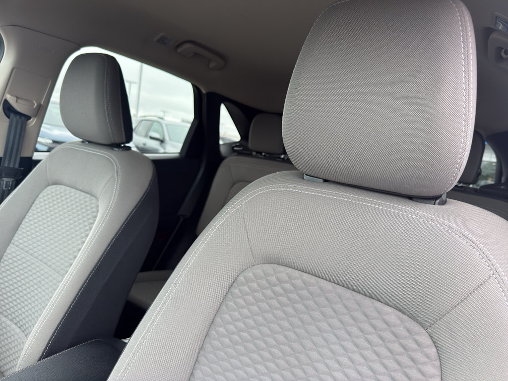 Used 2020 Ford Escape SE AWD/4WD image 28