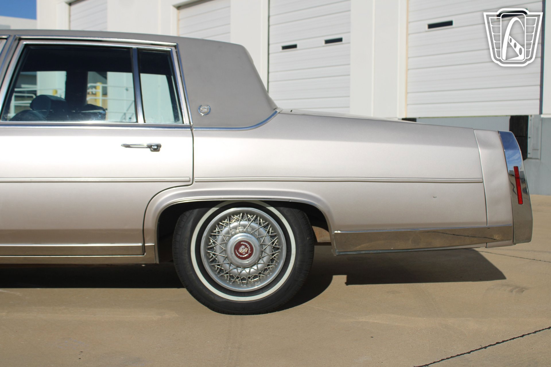 Used 1987 Cadillac Brougham image 37
