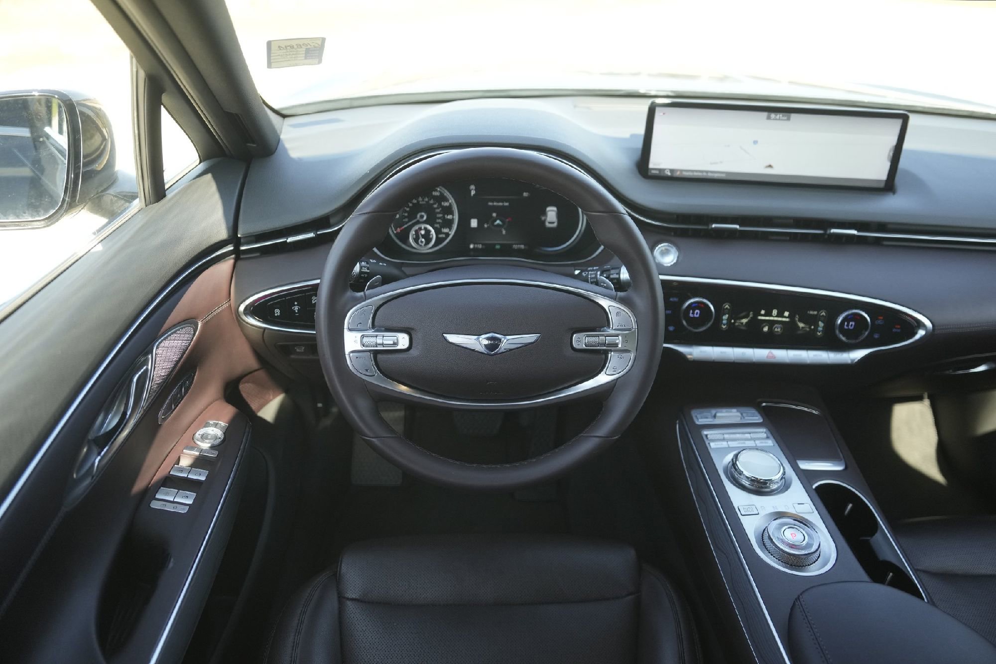 Used 2022 Genesis GV70 2.5T w/ Advanced Package image 25