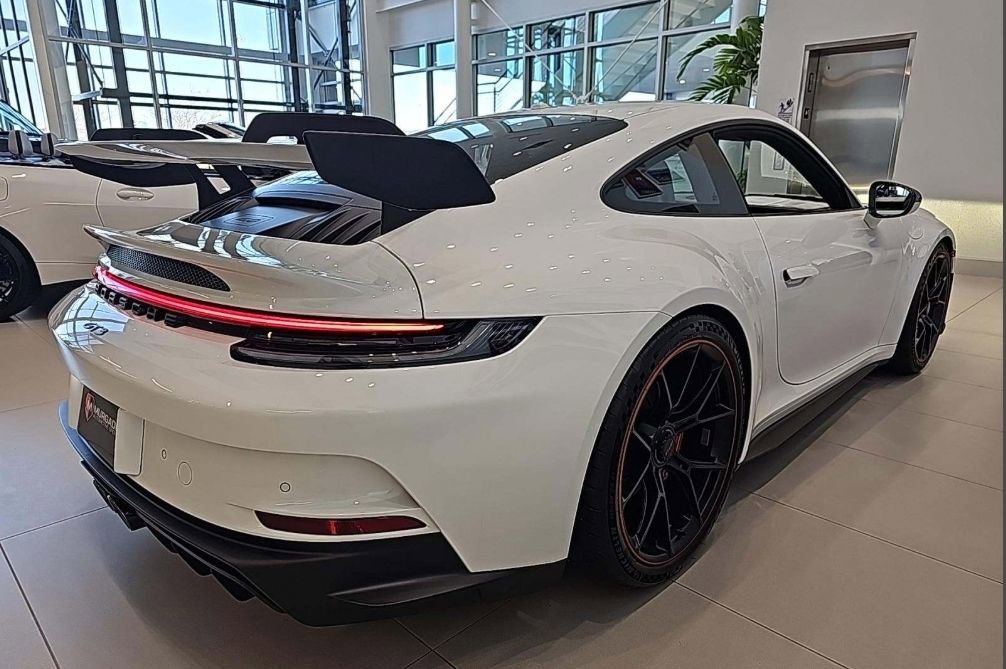 Used 2022 Porsche 911 GT3 RWD image 9