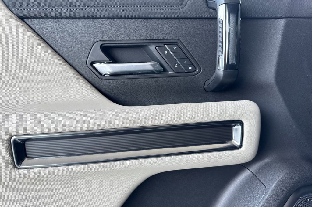 New 2026 GMC Hummer EV 4x4 Crew Cab image 9