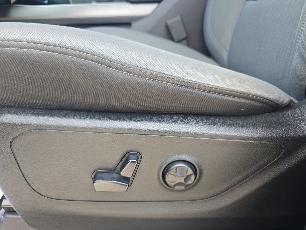 Used 2020 RAM 1500 Big Horn AWD/4WD image 25