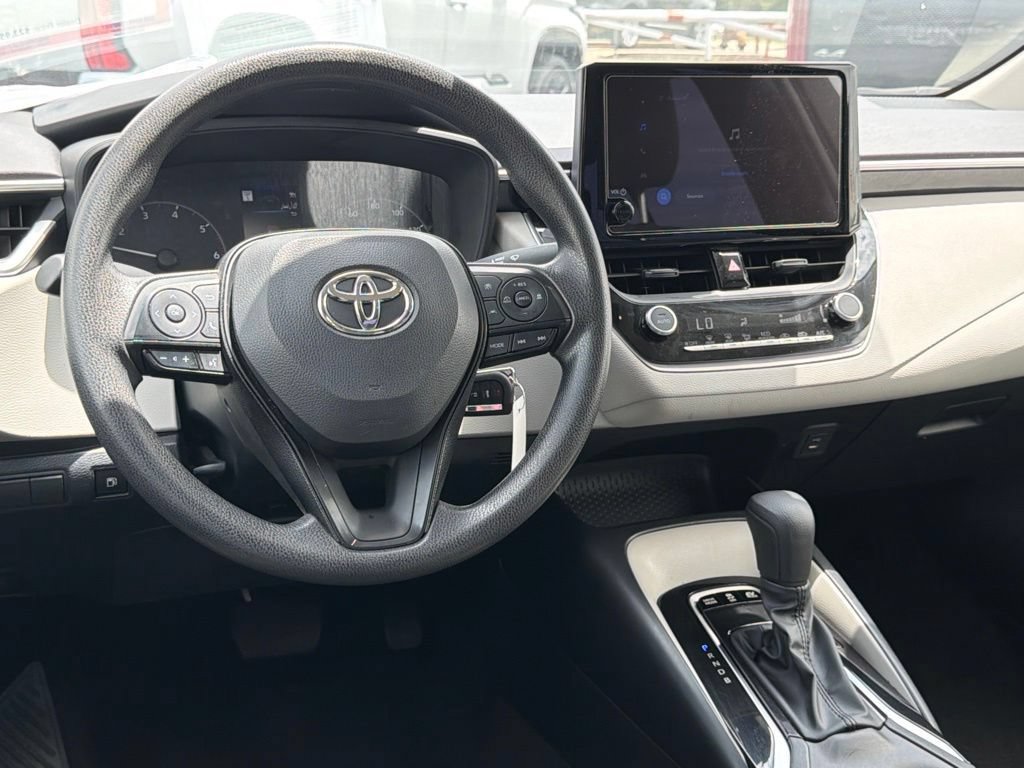 Certified 2025 Toyota Corolla LE w/ Carpet Mat Package (TMS) FWD image 30