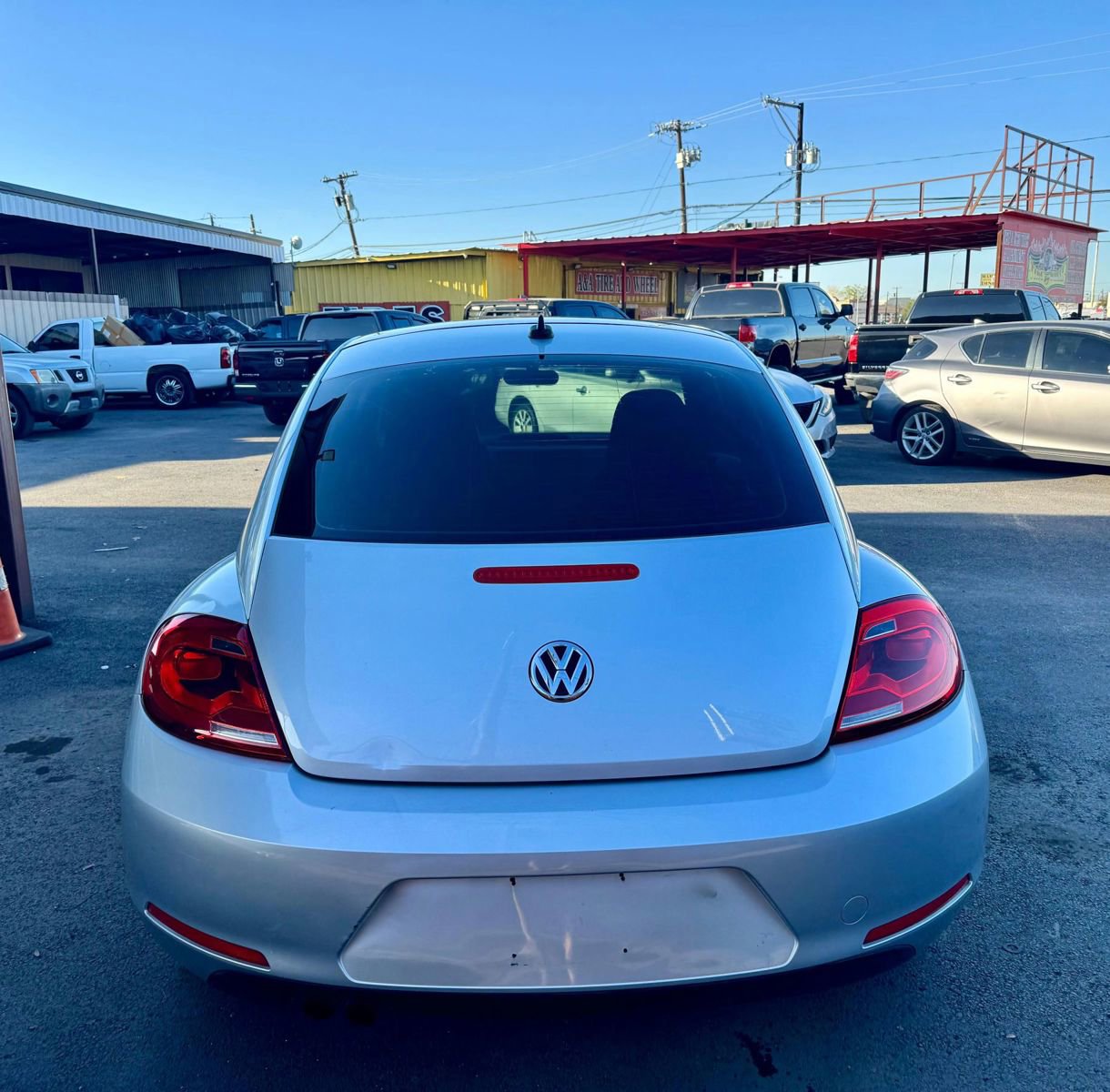 Used 2015 Volkswagen Beetle 1.8T image 4