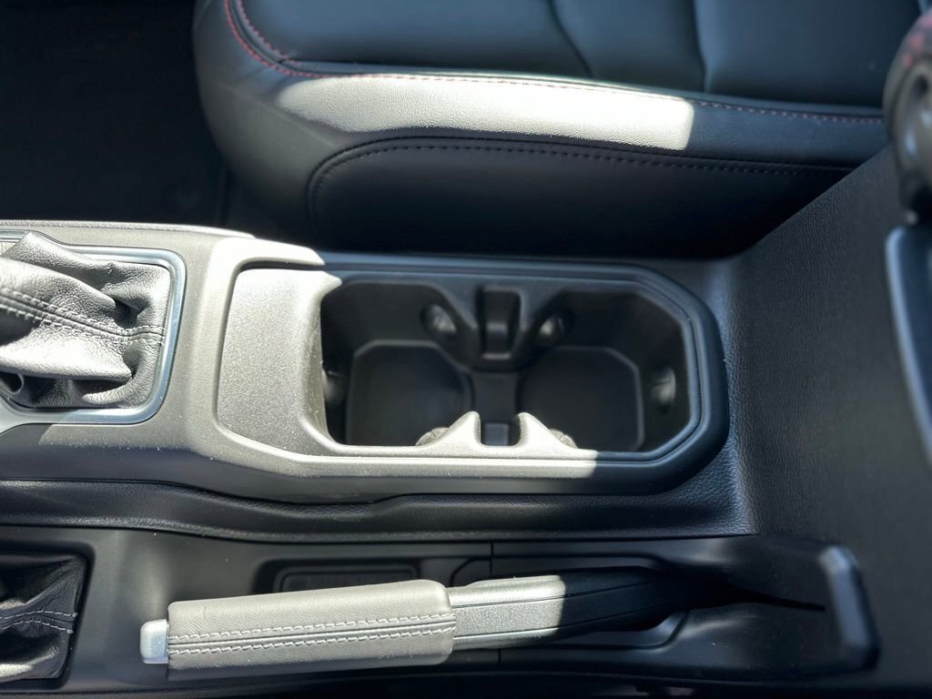 New 2026 Jeep Gladiator Rubicon w/ Steel Bumper Group image 21