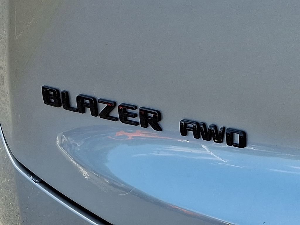 New 2025 Chevrolet Blazer RS w/ Driver Confidence II Package image 11