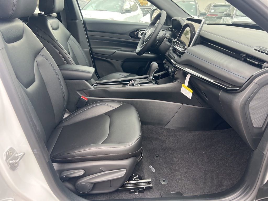 New 2026 Jeep Compass Limited image 11