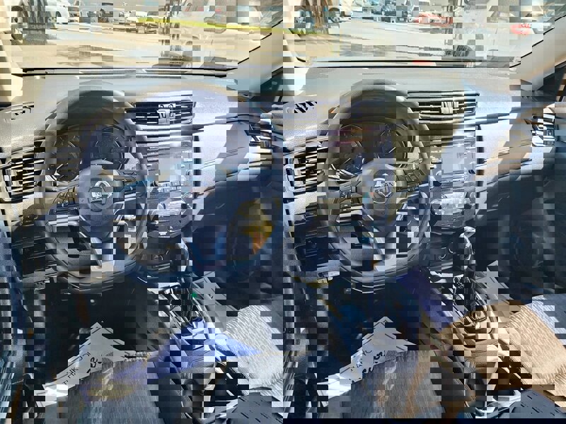 Used 2017 Nissan Rogue S image 33