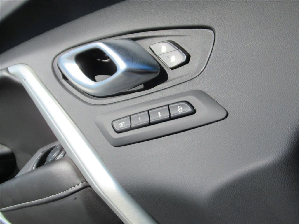 Certified 2024 Chevrolet Camaro LT image 28