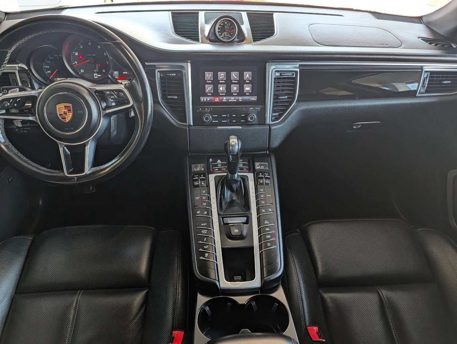 Used 2018 Porsche Macan Sport Edition w/ Premium Package Plus AWD/4WD image 36