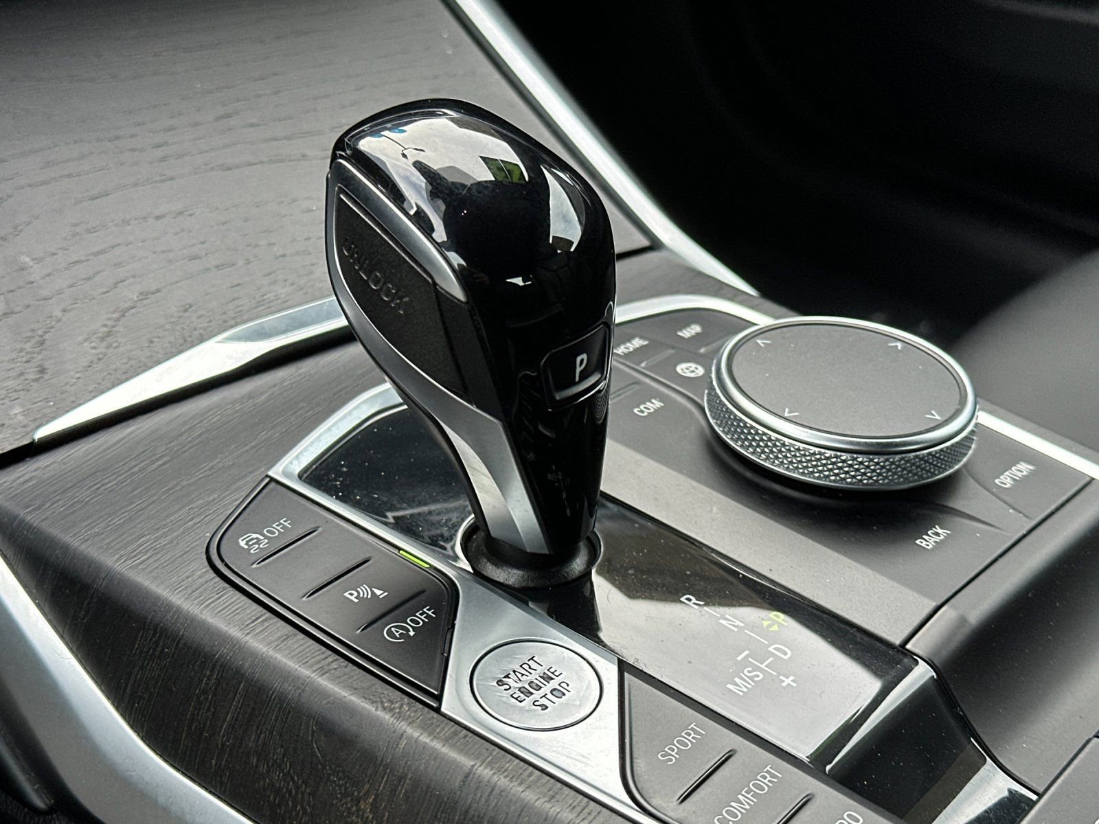 Used 2023 BMW 430i Convertible w/ Premium Package image 21