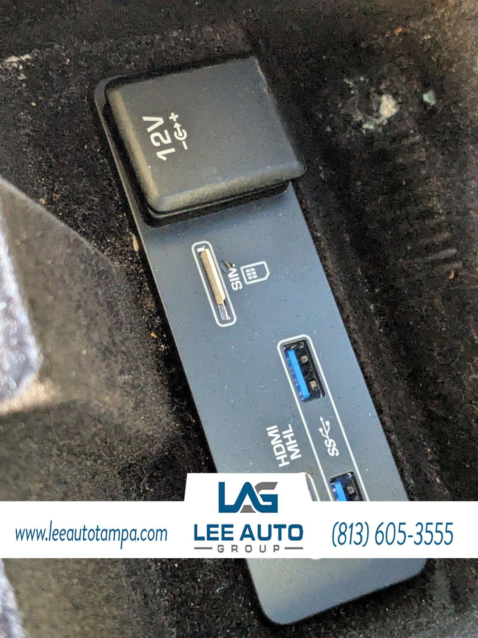 Used 2017 Land Rover Discovery Sport HSE image 25