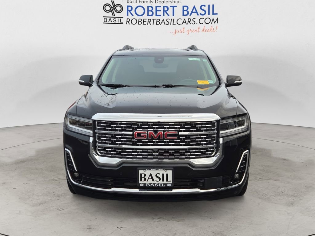 Used 2023 GMC Acadia Denali w/ Black Diamond Edition image 8