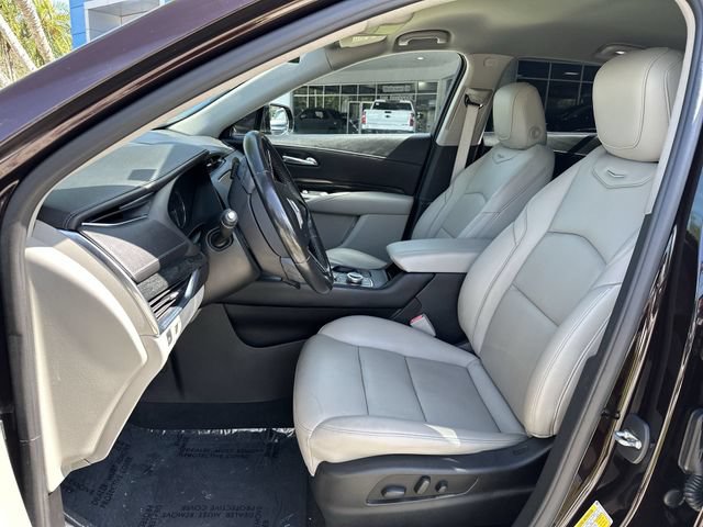 Used 2021 Cadillac XT4 Premium Luxury w/ Driver Awareness Package FWD image 30