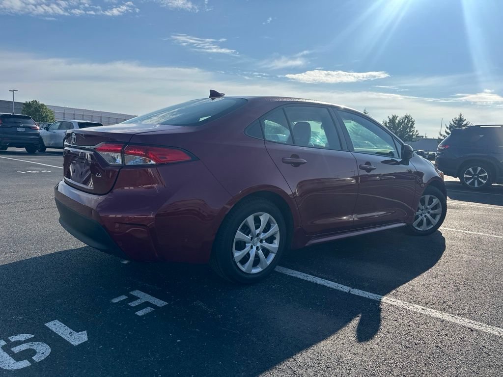 Used 2023 Toyota Corolla LE FWD image 9