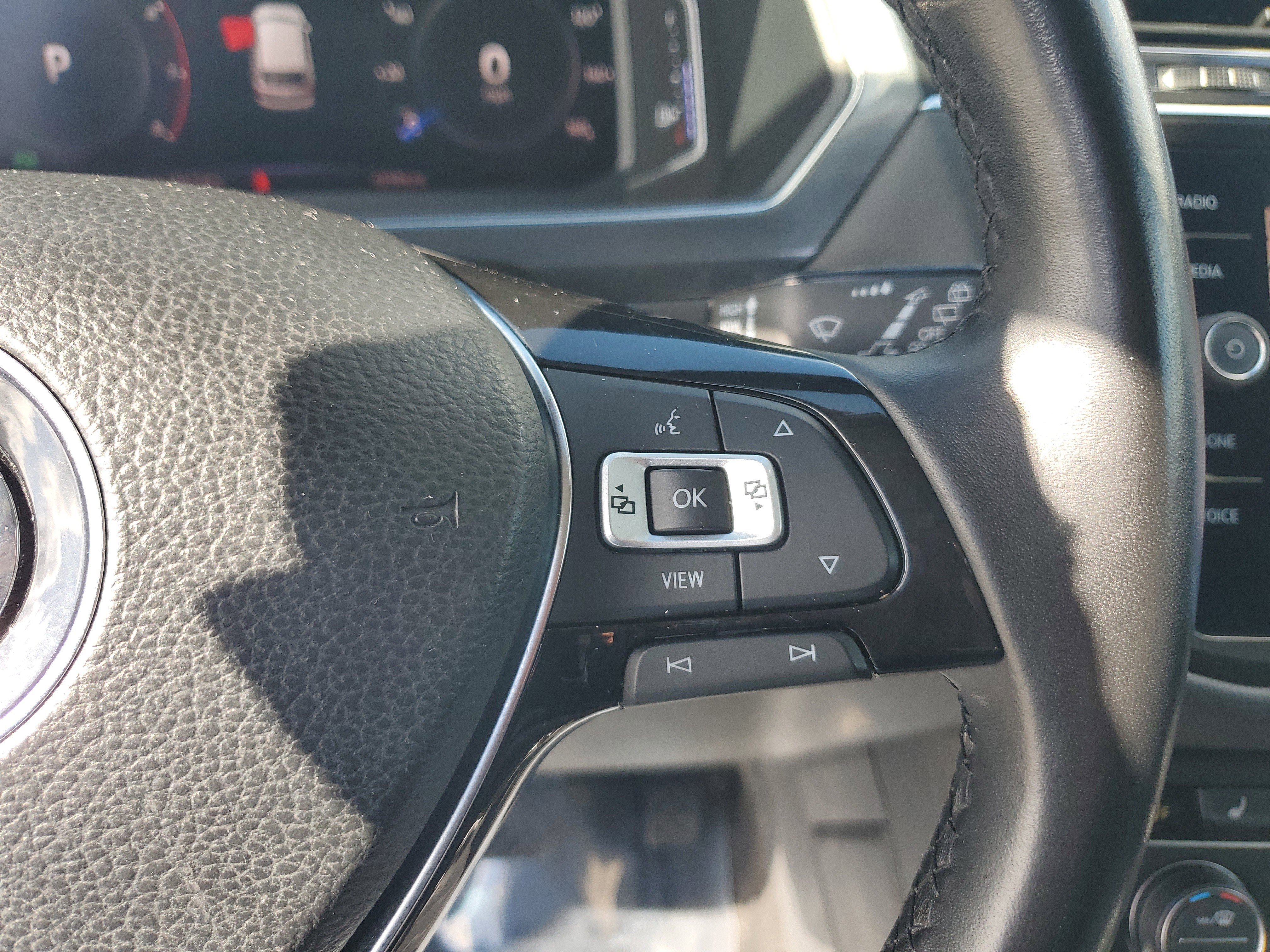 Used 2019 Volkswagen Tiguan SEL image 24