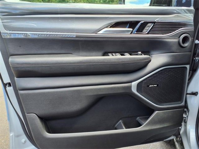 New 2025 Jeep Wagoneer 4WD image 13