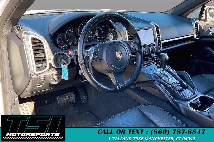 Used 2014 Porsche Cayenne Platinum Edition image 14
