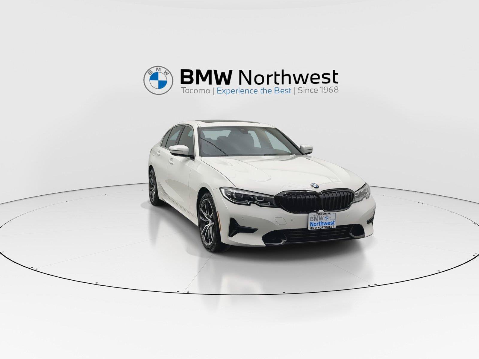 Used 2021 BMW 330e w/ Convenience Package RWD image 7