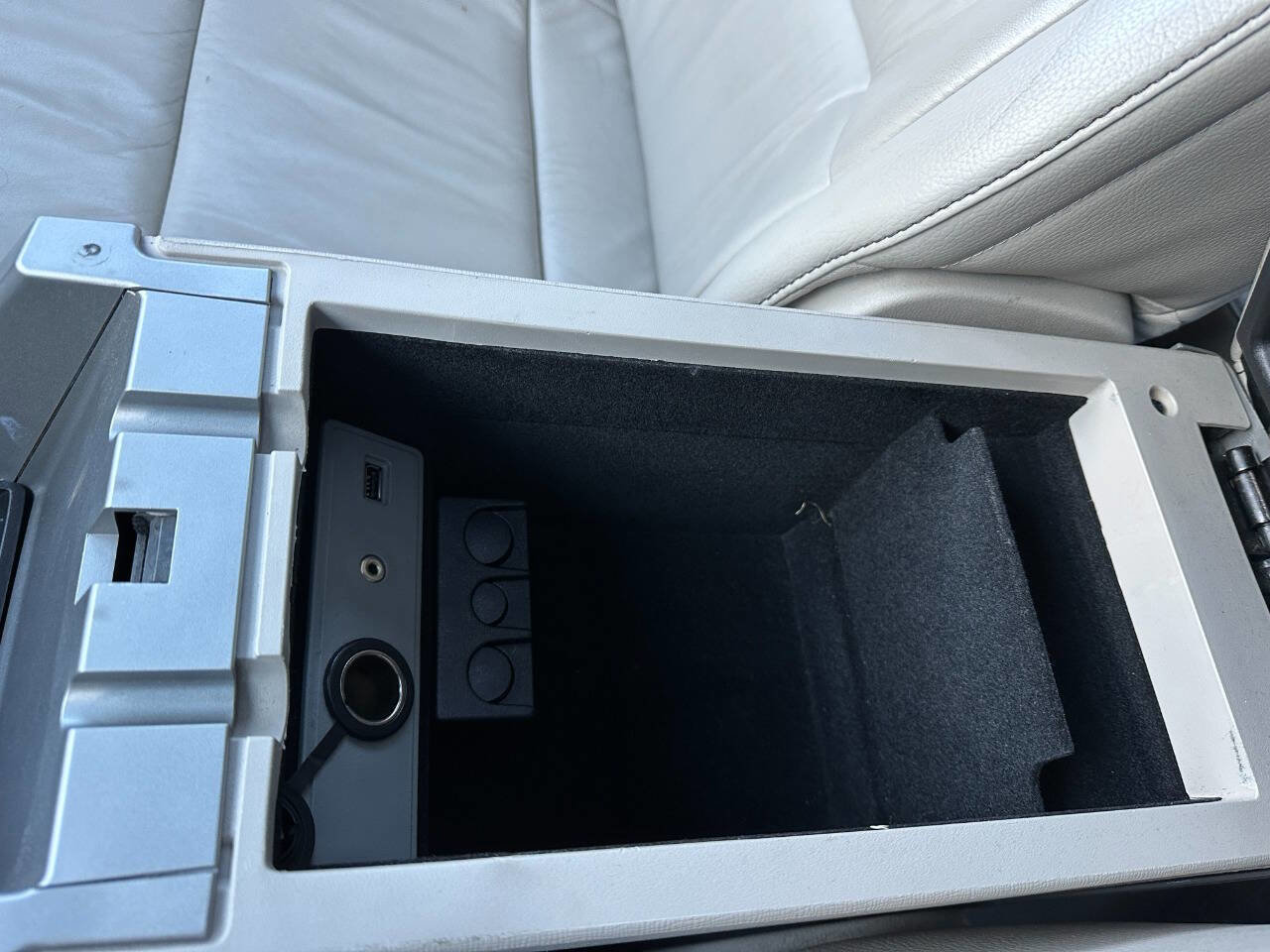 Used 2009 Ford Flex SEL image 59