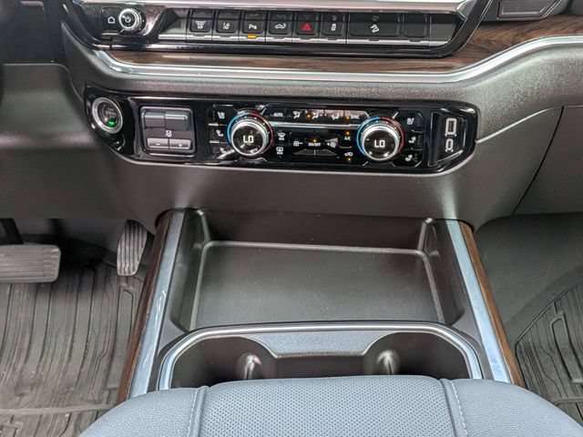 Used 2024 GMC Sierra 2500 SLT w/ SLT Premium Package AWD/4WD image 21