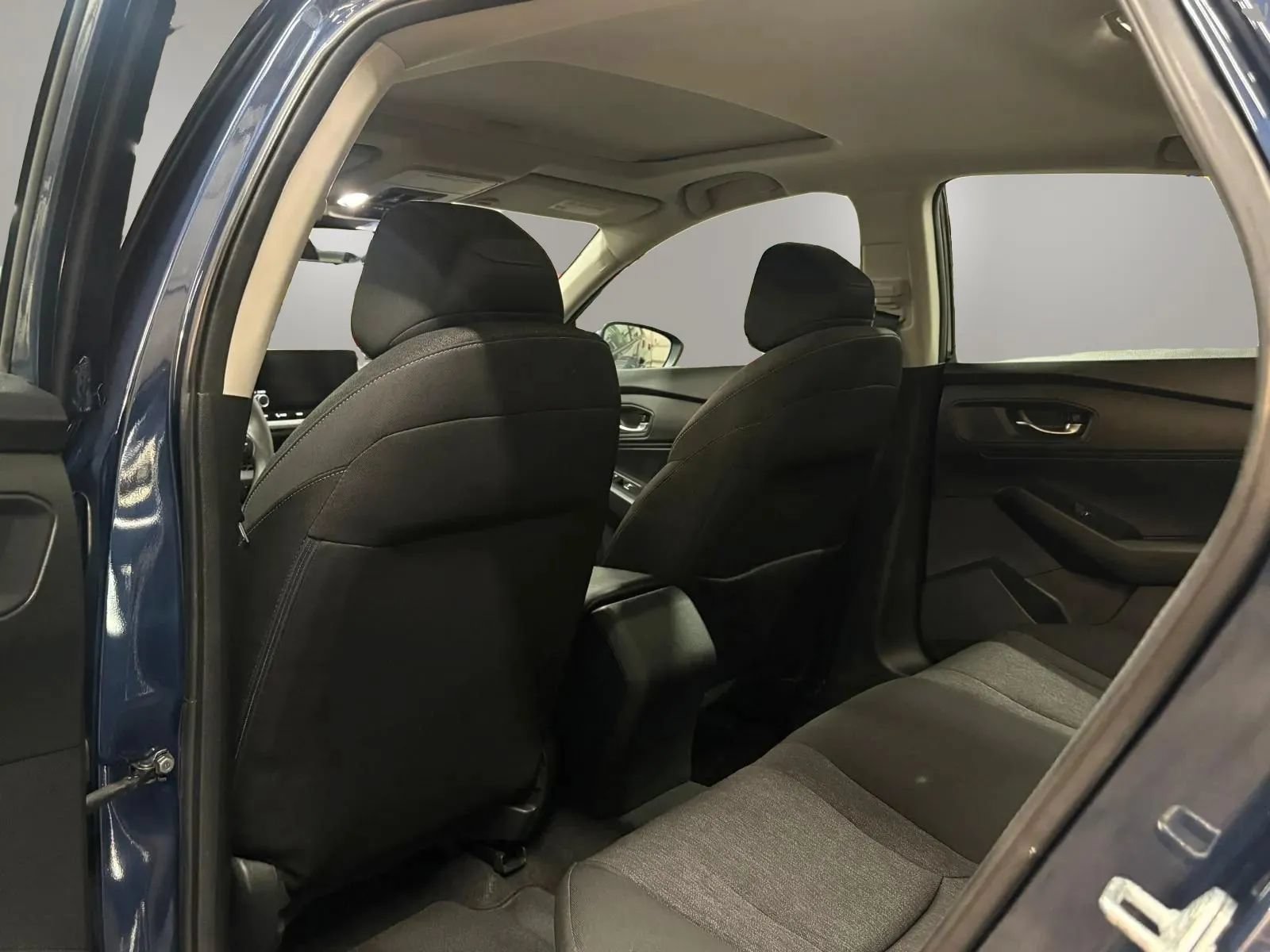 Used 2023 Honda Accord EX image 24