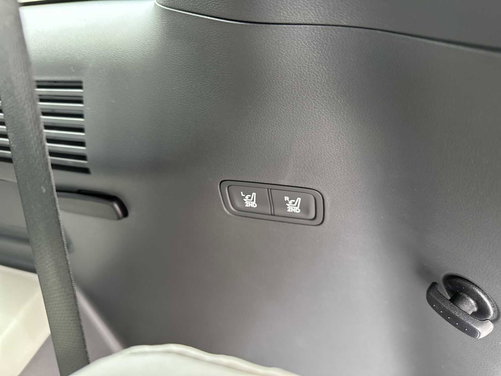 New 2026 Hyundai Santa Fe SEL AWD/4WD image 25