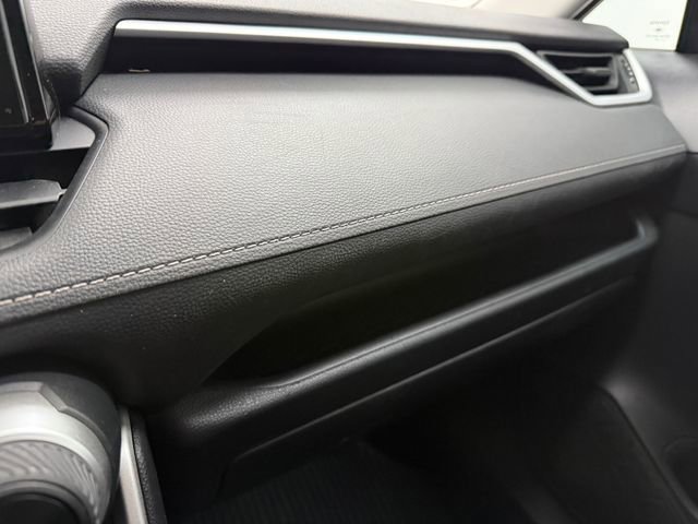 Used 2022 Toyota RAV4 LE FWD image 22