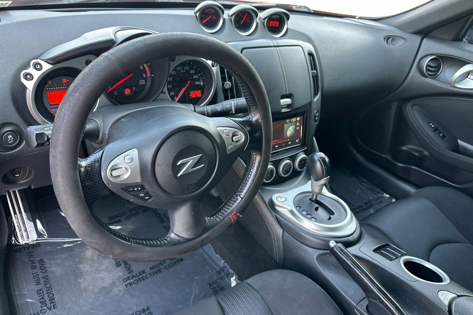Used 2016 Nissan 370Z Coupe RWD image 26