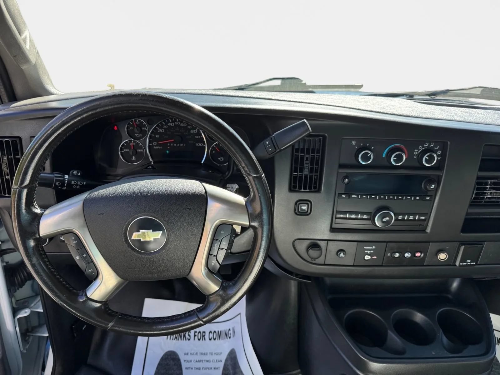 Used 2018 Chevrolet Express 3500 w/ Power Convenience Package RWD image 10