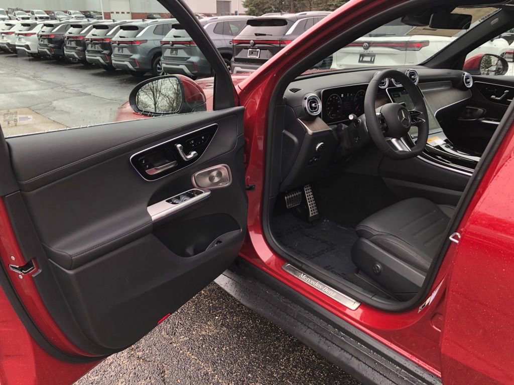 New 2026 Mercedes-Benz GLC 300 4MATIC image 10