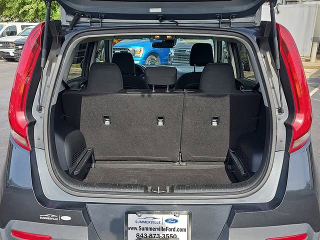Used 2021 Kia Soul S image 12